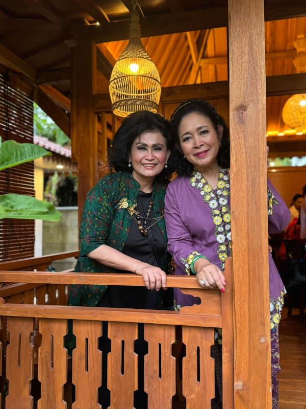 Kunjungi Titiek Soeharto, Nannie Hadi Tjahjanto Siapkan KOWANI Lebih Maju dan Re...