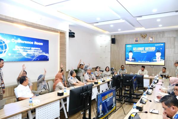 Kunjungan ke Kantor Kementerian ATR/BPN, Menteri Nusron Tekankan Penataan SDM ya...