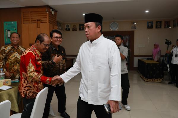 Kunjungan Kerja Pertama ke Jateng, Menteri Nusron: Samakan Gelombang Pemikiran d...