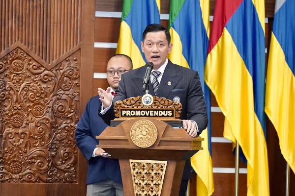 Kebaruan Disertasi Menteri AHY, Tekankan Pentingnya Pendidikan Berkualitas yang...