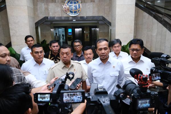 Menteri Nusron dan Menteri Transmigrasi Sepakat Manfaatkan Tanah Telantar untuk...
