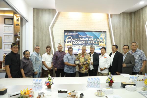 Komisi II DPR RI Apresiasi Capaian PTSL dan Implementasi Sertipikat Tanah Elektr...