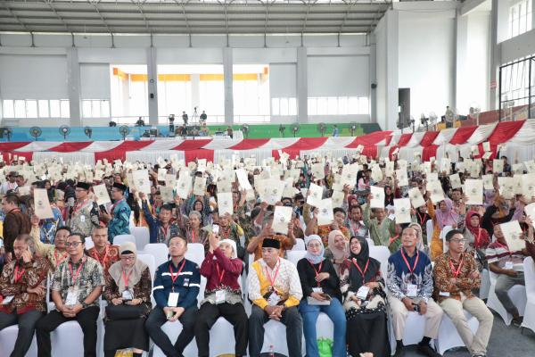 Jadi Program Prioritas yang Harus Dipercepat, Wamen Ossy Apresiasi Capaian PTSL...