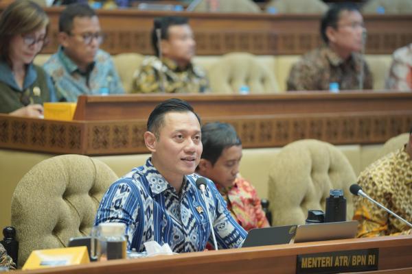 Rapat Kerja dengan Komisi II DPR RI, Menteri AHY Laporkan Realisasi Kinerja Tahu...